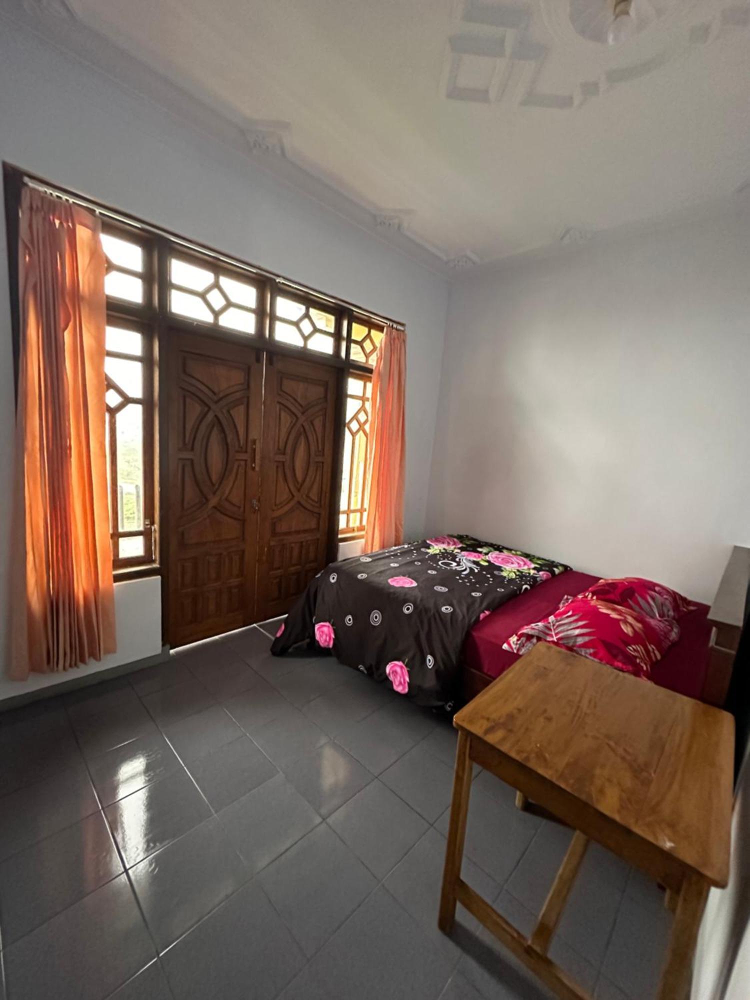 Good Karma Bromo Guesthouse Exterior photo